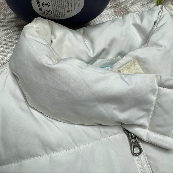 White American Eagle puffer vest - Picture 6 of 12